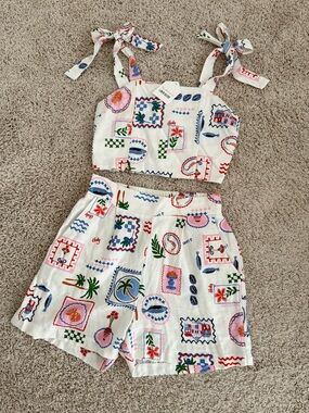 Monteau Two-Piece Tie-Shoulder Crop Top & Shorts - Multi Print. Size Small.